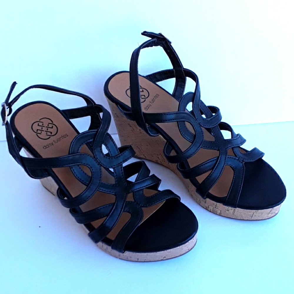 Daisy Fuentes Strappy Wedged Heel Sandals
